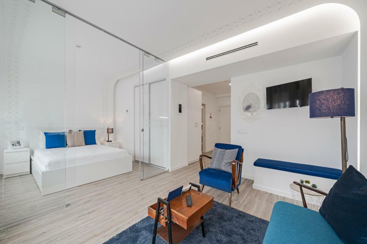 Drapes Design Apartments By An Island Apart ฟุงชาล ภายนอก รูปภาพ
