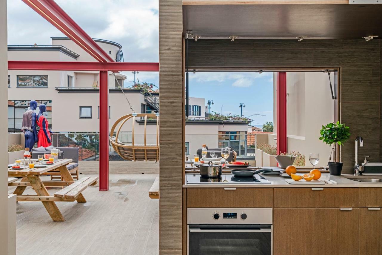 Drapes Design Apartments By An Island Apart ฟุงชาล ภายนอก รูปภาพ