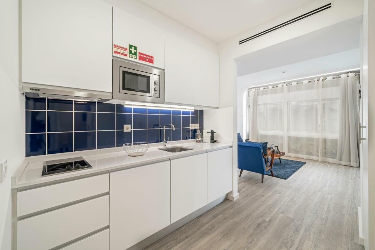 Drapes Design Apartments By An Island Apart ฟุงชาล ภายนอก รูปภาพ