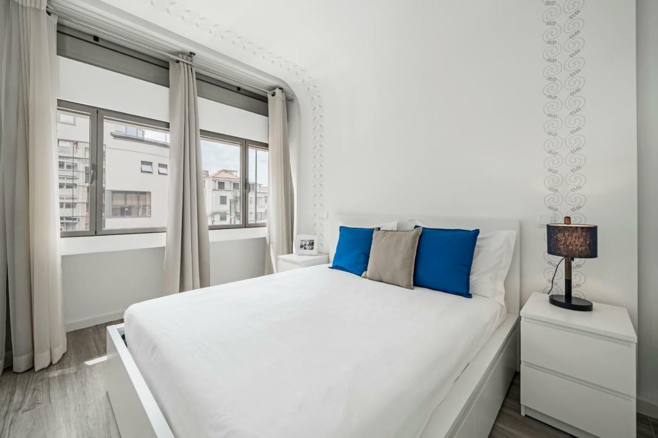 Drapes Design Apartments By An Island Apart ฟุงชาล ภายนอก รูปภาพ