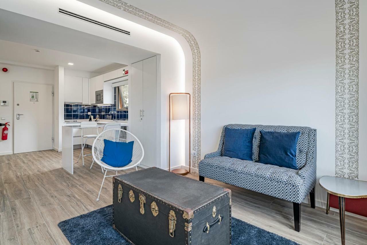 Drapes Design Apartments By An Island Apart ฟุงชาล ภายนอก รูปภาพ