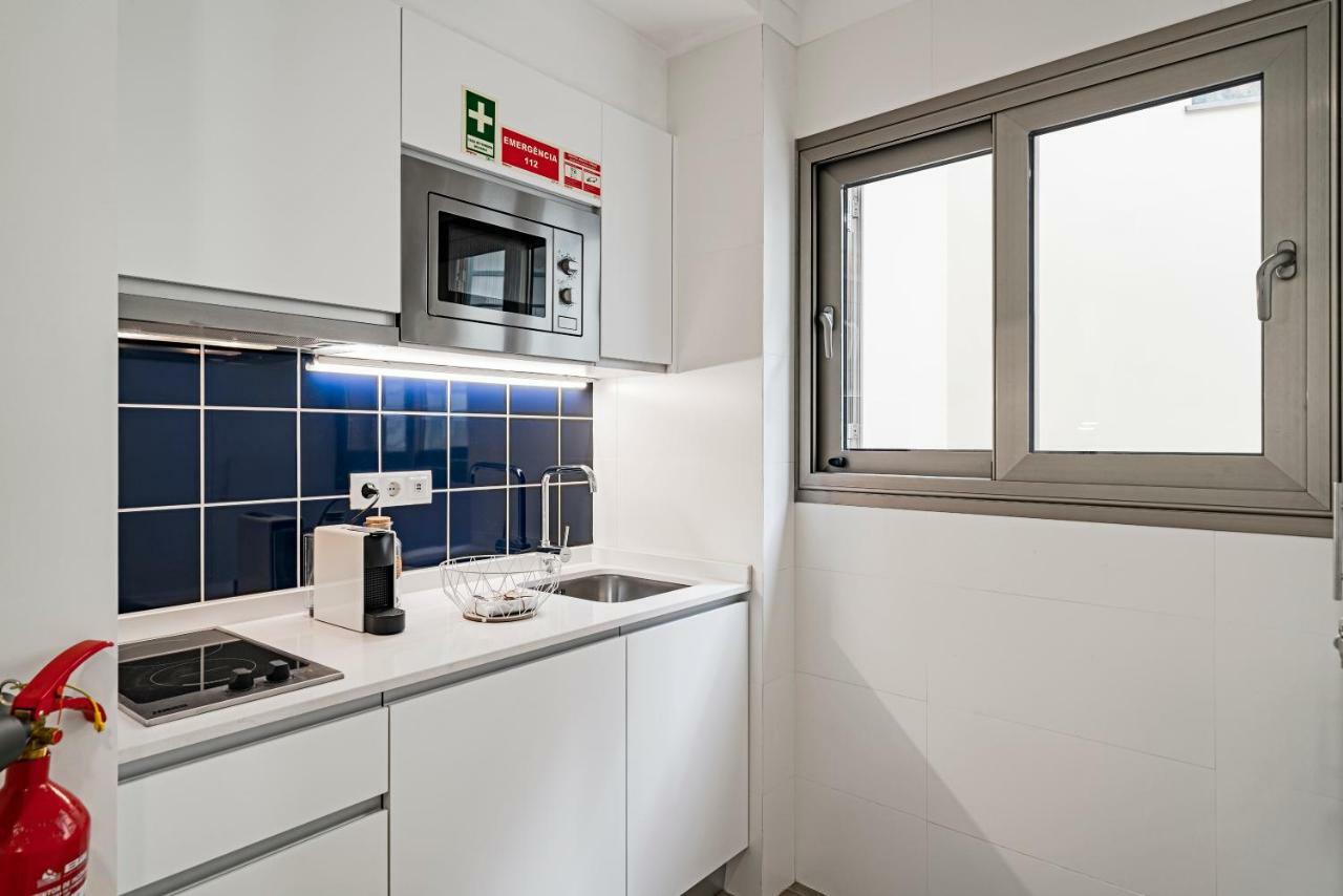 Drapes Design Apartments By An Island Apart ฟุงชาล ภายนอก รูปภาพ