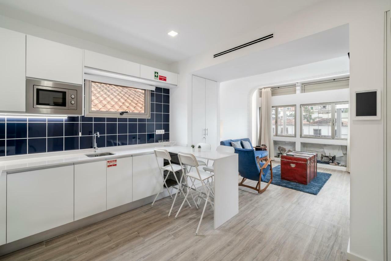 Drapes Design Apartments By An Island Apart ฟุงชาล ภายนอก รูปภาพ
