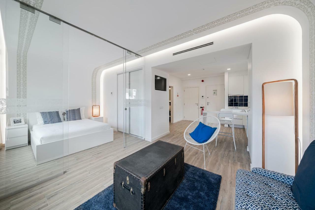 Drapes Design Apartments By An Island Apart ฟุงชาล ภายนอก รูปภาพ